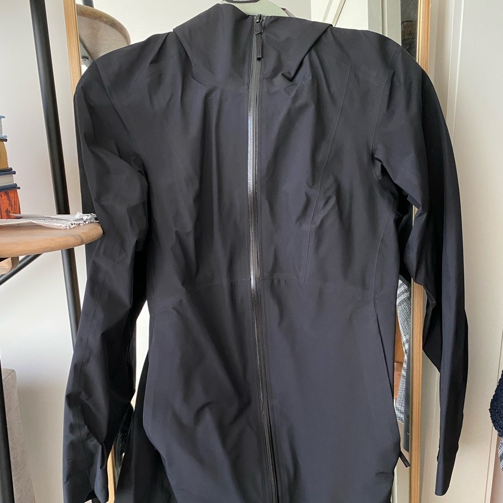 ARC'TERYX Black Women’s GORETEX Imber Hooded Long Coat - Picture 6 of 16